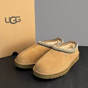 UGG Tasman Slipper